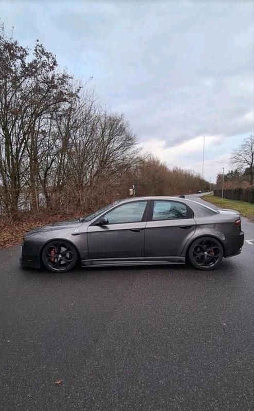 Second-hand Alfa Romeo 159 240 CP (176 kW) 2008 Gri Berlinǎ