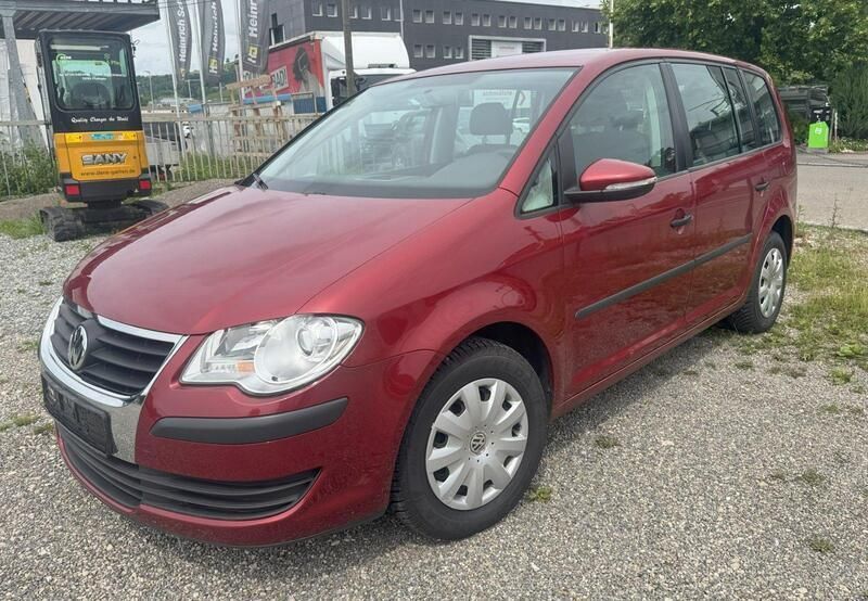 Rot Gebraucht 2009 VW Touran Van / Kleinbus | 3.200 € (Guter Preis) - Bild 1/4