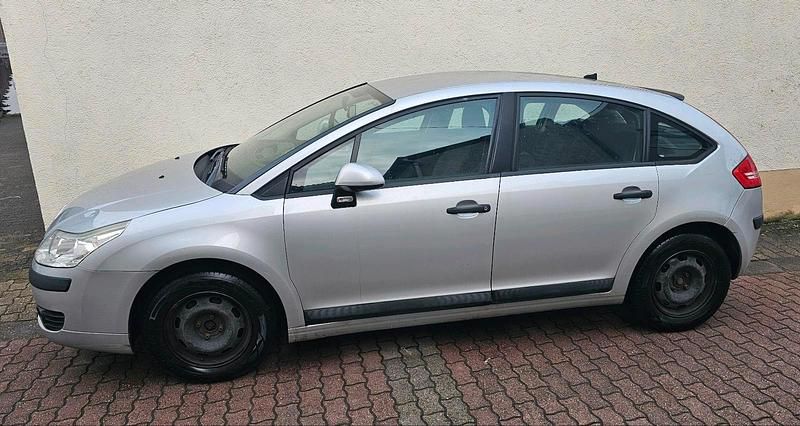 Gebraucht Citroën C4 88 PS (64 kW) 2007 Silber Limousine