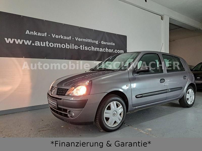 Grau Gebraucht 2003 Renault Clio II Kleinwagen | 3.695 € (Etwas zu teuer) - Bild 1/1