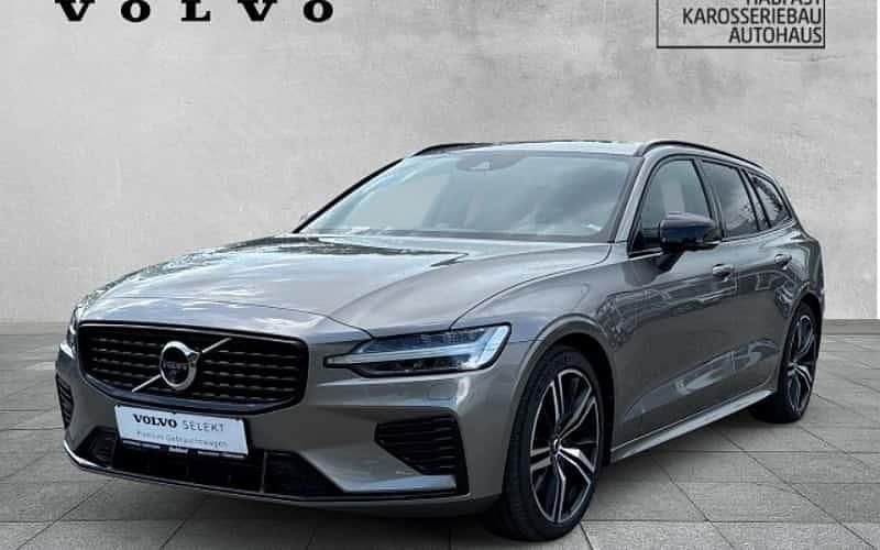 Grau Gebraucht 2022 Volvo V60 Plus Kombi | 40.900 € (Fairer Preis) - Bild 1/4