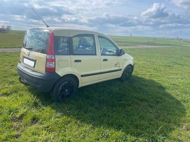 Gebraucht Fiat Panda 54 PS (39 kW) 2009 Gelb Kleinwagen