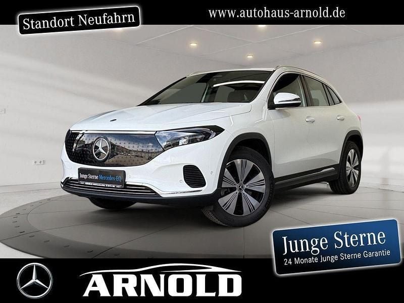 Polarweiß Gebraucht 2024 Mercedes EQA300 Progressive SUV | 34.450 € (Guter Preis) - Bild 1/4