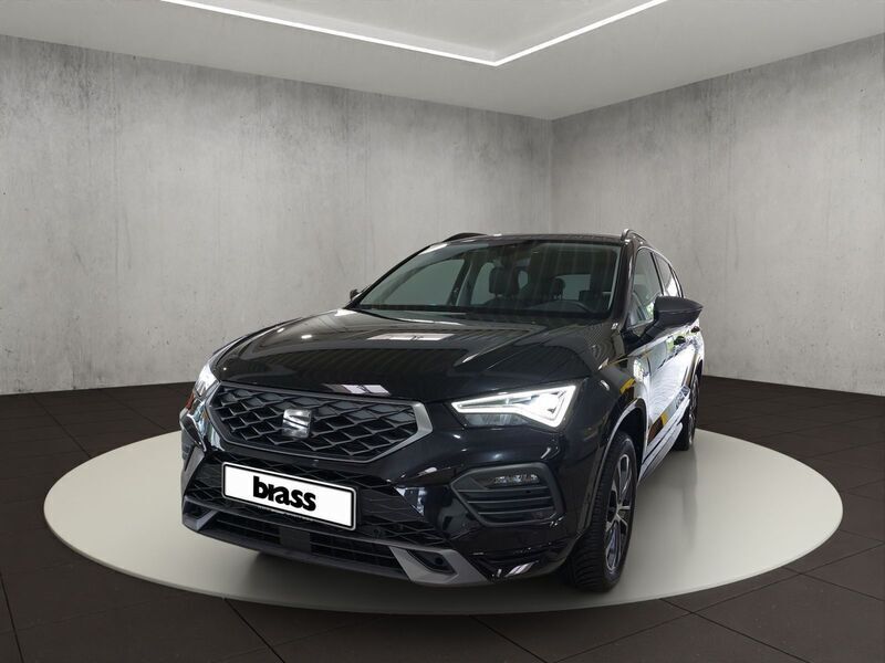 Magic schwarz metallic Gebraucht 2024 Seat Ateca FR SUV | 31.950 € (Etwas zu teuer) - Bild 1/4