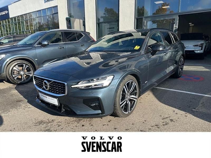 Blau Gebraucht 2020 Volvo V60 R-Design Kombi | 29.790 € (Fairer Preis) - Bild 1/4