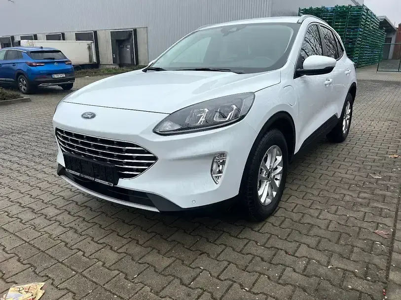 Gebraucht Ford Kuga Titanium 224 PS (164 kW) 2022 Frost weiss SUV