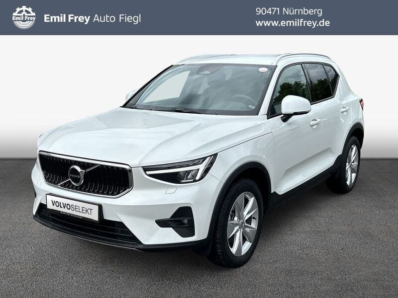 Weiß Gebraucht 2024 Volvo XC40 Core SUV | 34.590 € (Guter Preis) - Bild 1/4