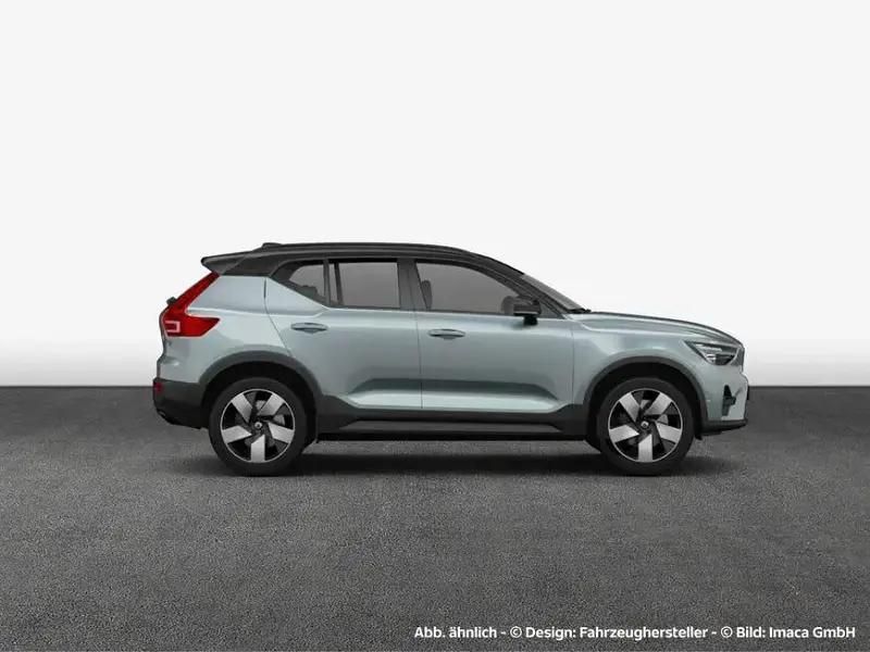 Gebraucht Volvo XC40 Plus 197 PS (144 kW) 2024 Blau SUV