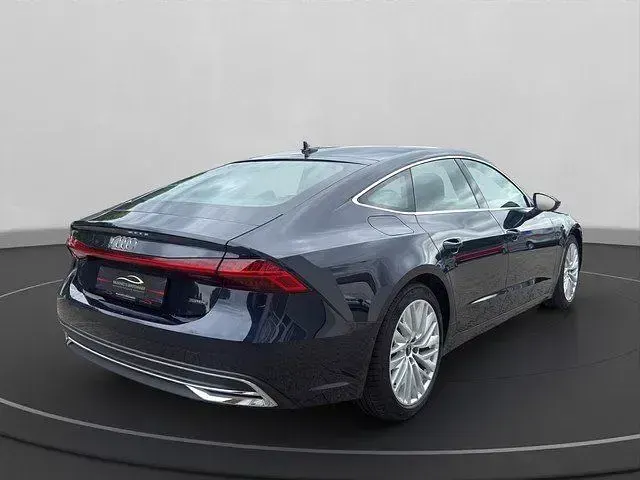 Gebraucht Audi A7 Sportback Ambiente 245 PS (180 kW) 2023 Firmamentblau metallic Kleinwagen