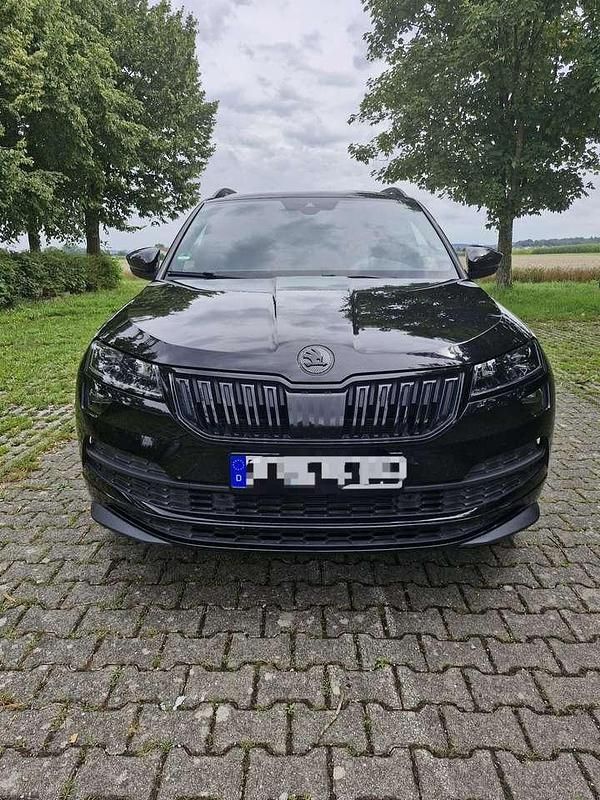 Gebraucht 2020 Skoda Karoq SportLine SUV | 26.520 € (Fairer Preis) - Bild 1/4