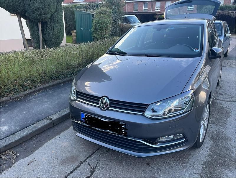 Gebraucht VW Polo Highline 90 PS (66 kW) 2017 Grau Limousine
