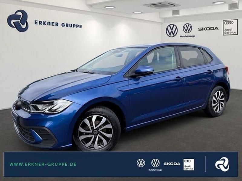 Blau Gebraucht 2023 VW Polo Life Limousine | 21.749 € (Fairer Preis) - Bild 1/4