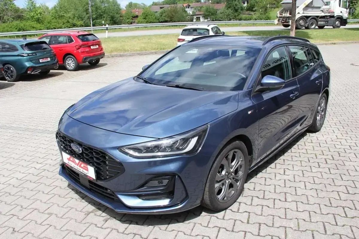 Usata Ford Focus ST-Line 125 CV (91 kW) 2025 Blu Station wagon