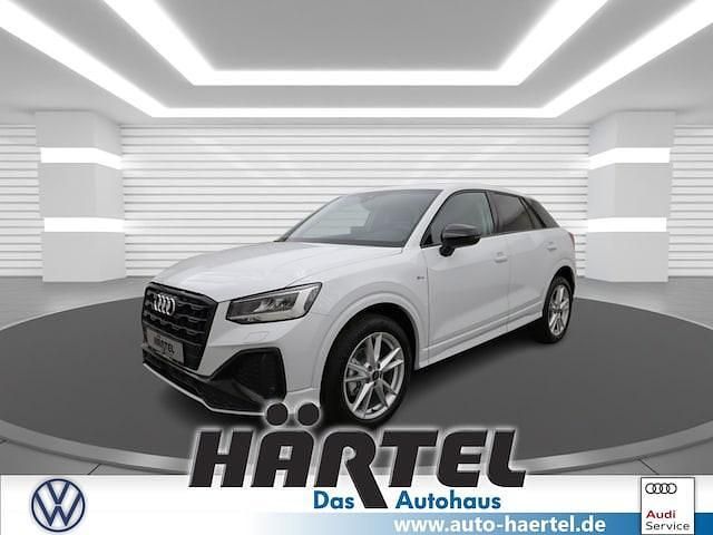 Neu Audi Q2 S-Line 150 PS (110 kW) 2025 Gletscherweiss SUV