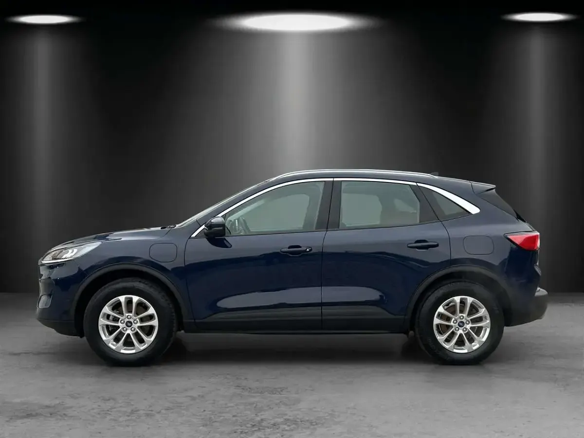 Gebraucht Ford Kuga Titanium 224 PS (164 kW) 2022 Blau SUV