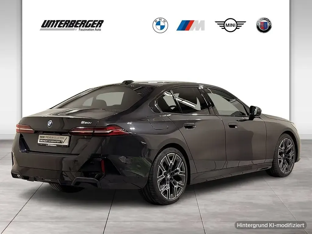 Gebraucht BMW 520 M Sport 190 PS (139 kW) 2025 Sophistograu brillanteffekt Limousine