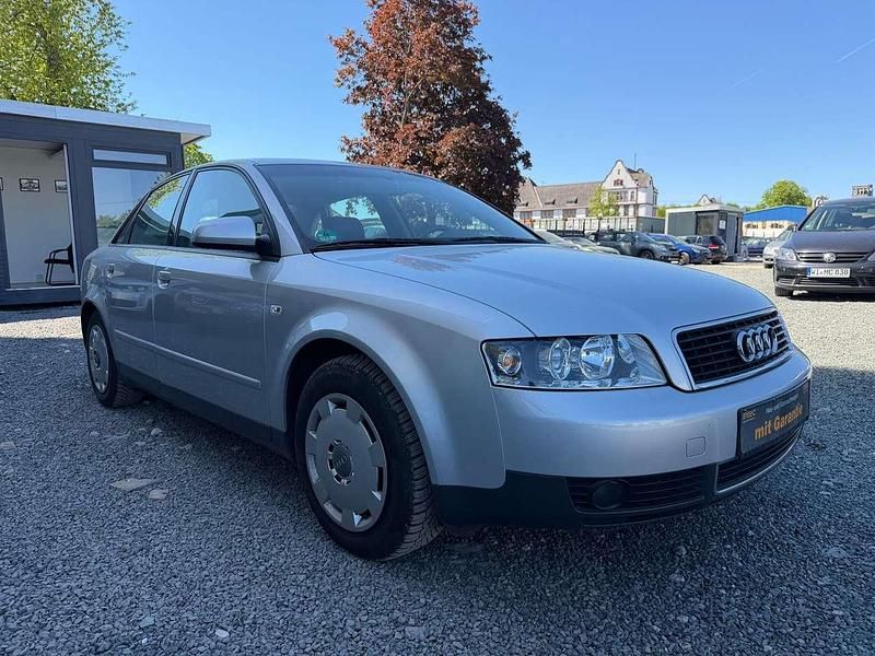 Gebraucht Audi A4 131 PS (96 kW) 2002 Silber Limousine