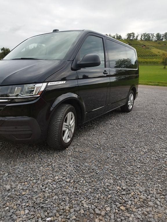 Gebraucht VW Multivan 150 PS (110 kW) 2021 Schwarz Van