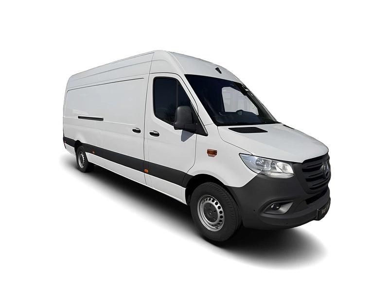 Gebraucht Mercedes Sprinter 149 PS (109 kW) 2023 Weiss Van