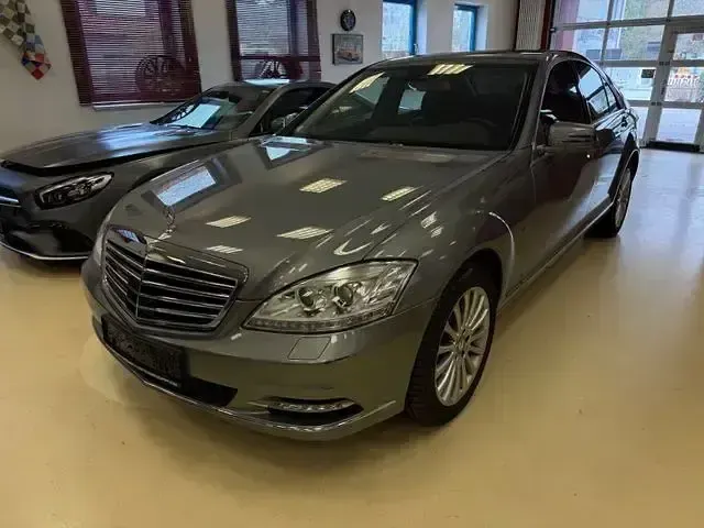 Gebraucht Mercedes S350 258 PS (189 kW) 2011 Palladiumsilber Limousine
