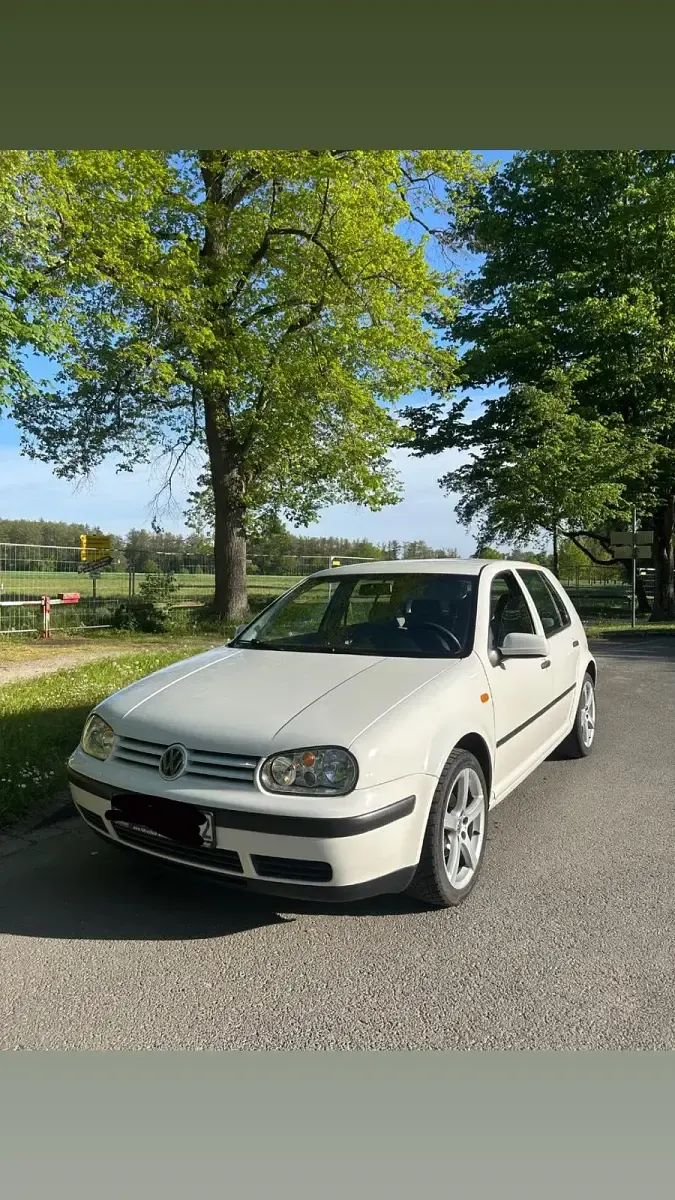 Gebraucht VW Golf IV 101 PS (74 kW) 1998 Weiß Kleinwagen