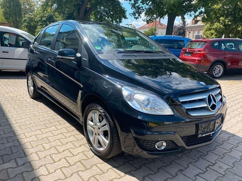 Schwarz Gebraucht 2008 Mercedes B170 Van / Kleinbus | 2.900 € (Guter Preis) - Bild 1/4