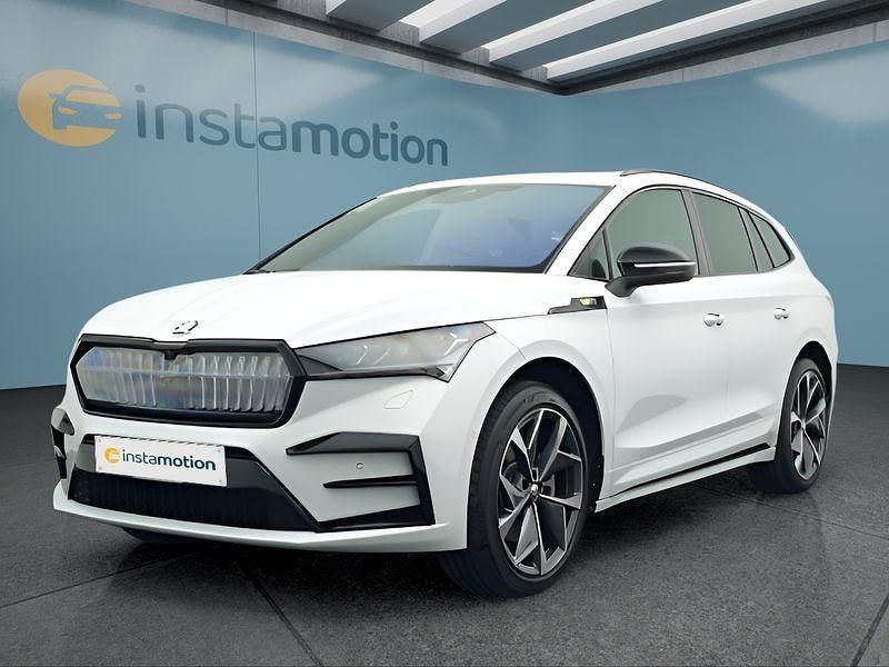 Weiß Gebraucht 2024 Skoda Enyaq iV RS SUV | 50.049 € - Bild 1/4