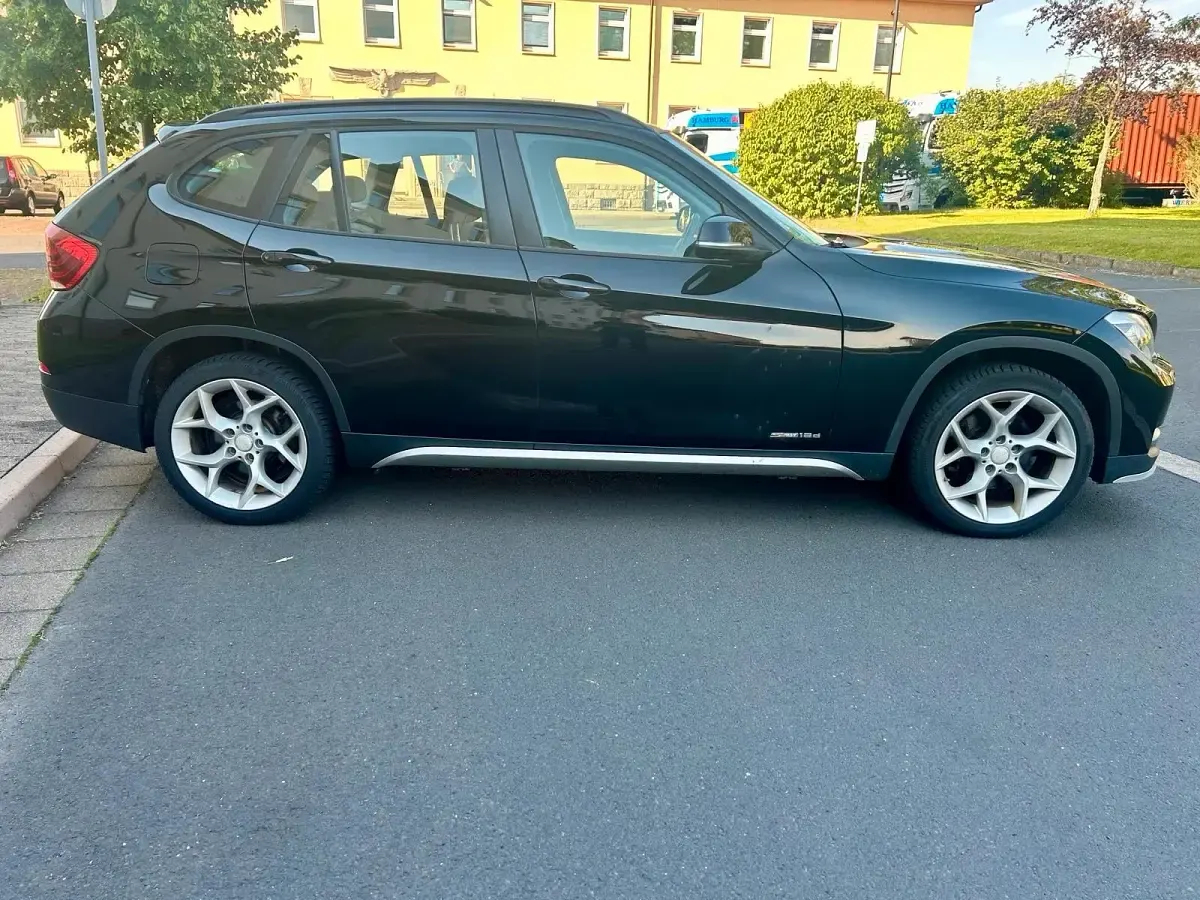 Gebraucht BMW X1 xLine 143 PS (105 kW) 2015 Schwarz SUV