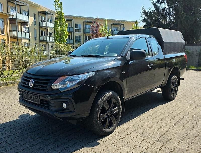 Second-hand Fiat Fullback 154 CP (113 kW) 2017 Negru Pickup