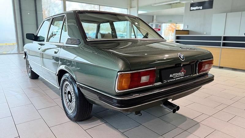 Gebraucht BMW 528 184 PS (135 kW) 1981 Grün Limousine