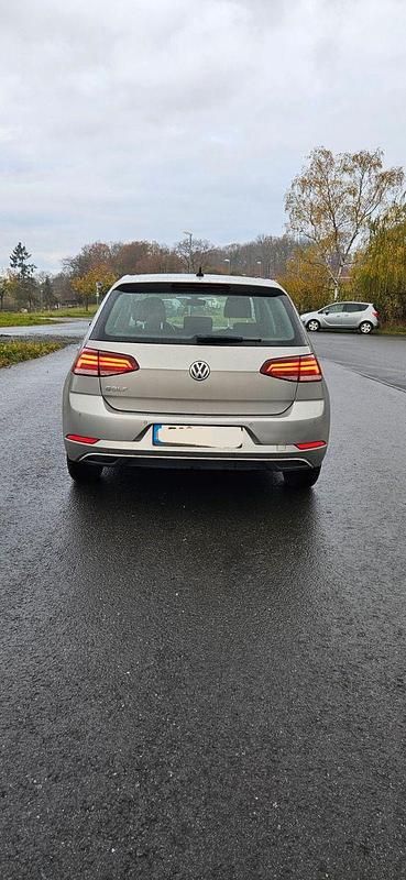Gebraucht VW Golf VII 125 PS (91 kW) 2018 Grau Kombi