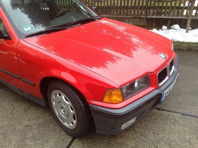 Brugt BMW 318 113 HK (83 kW) 1993 Rød Sedan