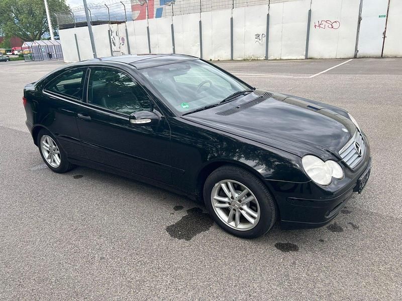 Gebraucht Mercedes C230 192 PS (141 kW) 2002 Schwarz Coupé