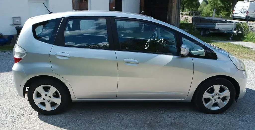 Gebraucht Honda Jazz Elegance 99 PS (72 kW) 2010 Grau Kleinwagen