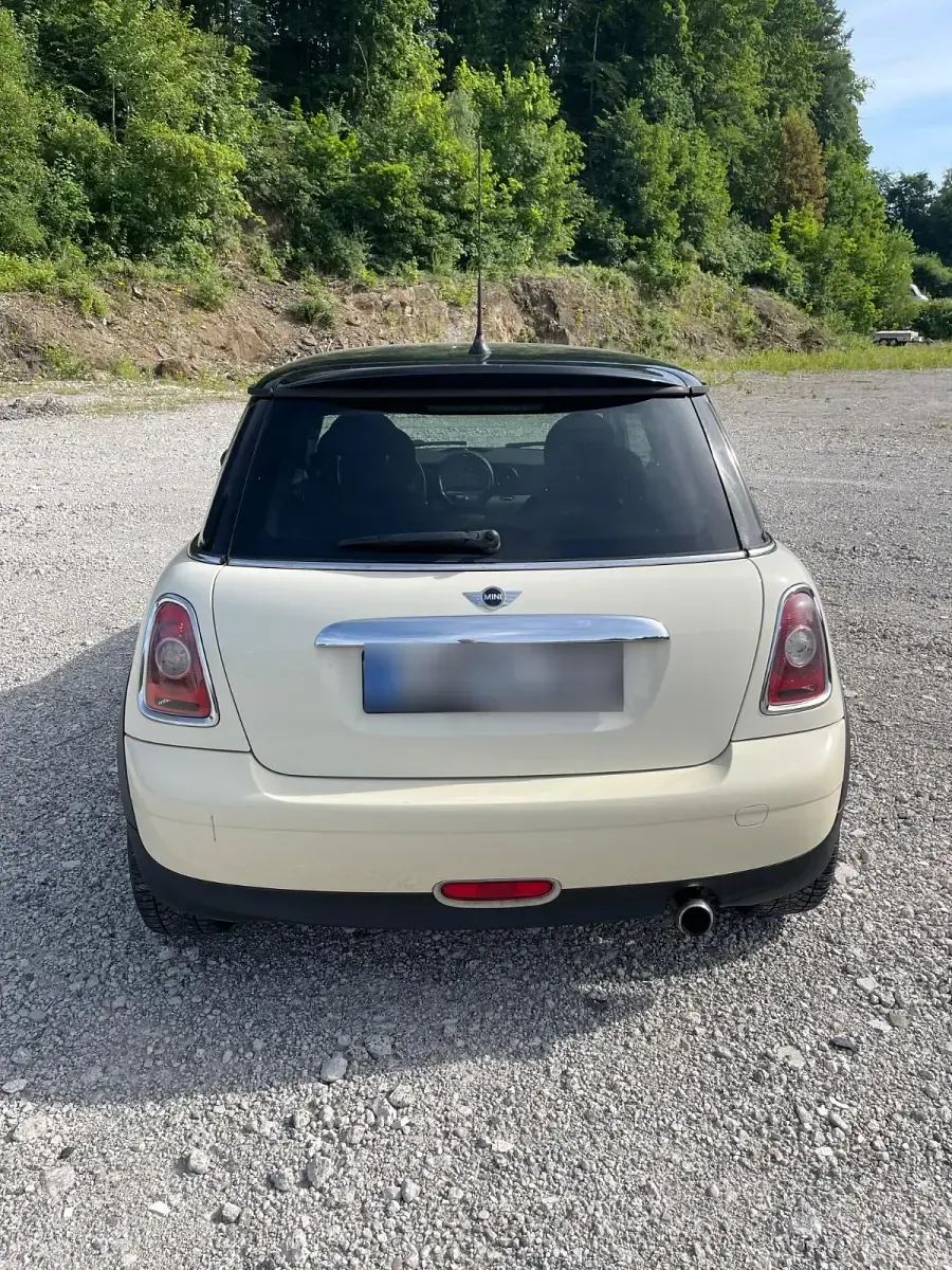 Gebraucht Mini Cooper Pepper 118 PS (86 kW) 2008 Weiß Kleinwagen