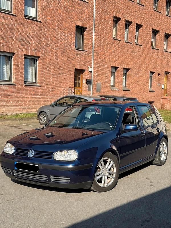 Gebraucht VW Golf IV 145 PS (106 kW) 2002 Beige Kleinwagen