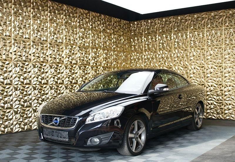 Schwarz Gebraucht 2010 Volvo C70 Momentum Cabrio | 9.990 € (Etwas zu teuer) - Bild 1/4