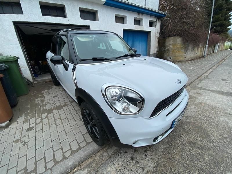 Gebraucht Mini Cooper 143 PS (105 kW) 2012 Weiß Kleinwagen