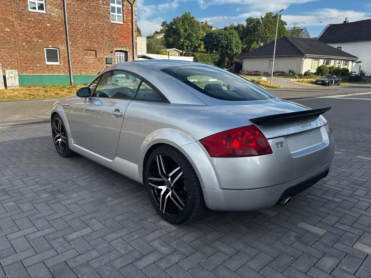 Gebraucht Audi TT 180 PS (132 kW) 1999 Silber Coupé