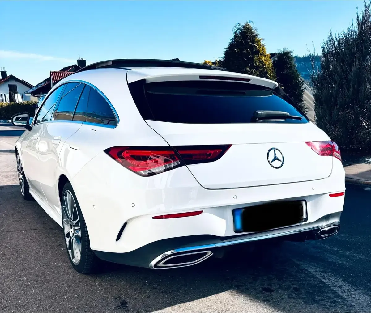 Gebraucht Mercedes CLA200 Shooting Brake 150 PS (110 kW) 2021 Weiß Kombi