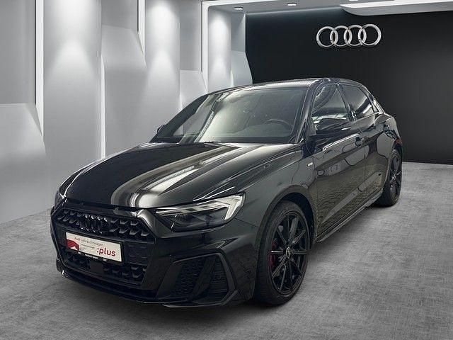 Mythosschwarz metallic Gebraucht 2022 Audi A1 Sportback S-Line Kleinwagen | 26.480 € (Fairer Preis) - Bild 1/4