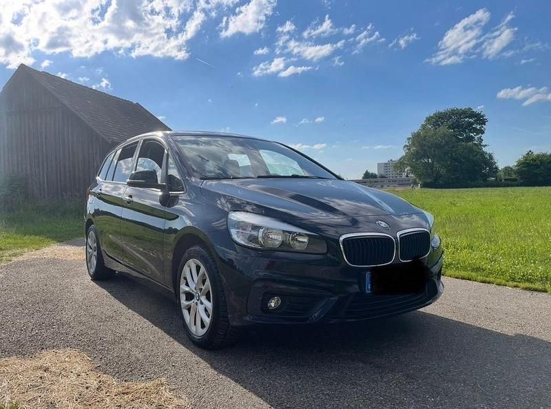 Gebraucht BMW 220 Gran Tourer 190 PS (139 kW) 2016 Schwarz Van / Kleinbus