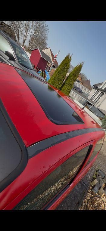 Gebraucht Opel Corsa 60 PS (44 kW) 1997 Rot Kleinwagen