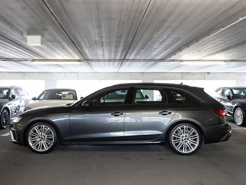 Gebraucht Audi A4 S-Line 163 PS (119 kW) 2023 Daytonagrau perleffekt Kombi