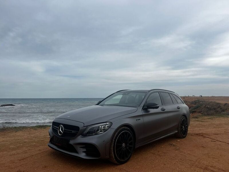 Grau Gebraucht 2019 Mercedes C43 AMG AMG Limousine | 41.300 € (Fairer Preis) - Bild 1/4
