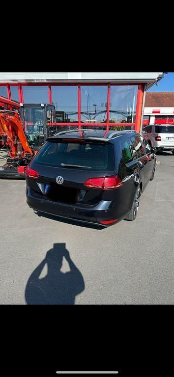 Gebraucht VW Golf VII Allstar 110 PS (80 kW) 2016 Schwarz Kombi
