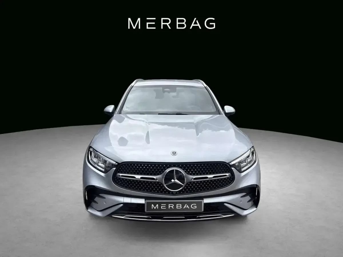 Gebraucht Mercedes GLC200 AMG 163 PS (119 kW) 2026 Silber SUV