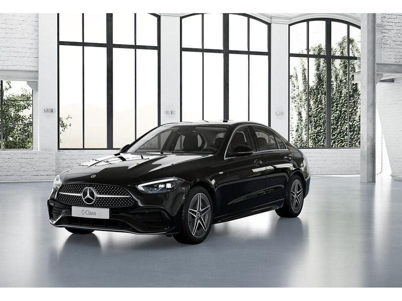 Schwarz obsidianschwarz metall Gebraucht 2025 Mercedes C300e AMG Limousine | 45.880 € (Superpreis) - Bild 1/4