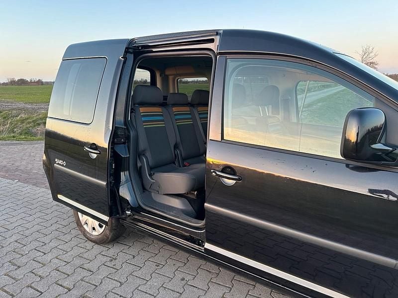 Usata VW Caddy 109 CV (80 kW) 2013 Nero Monovolume