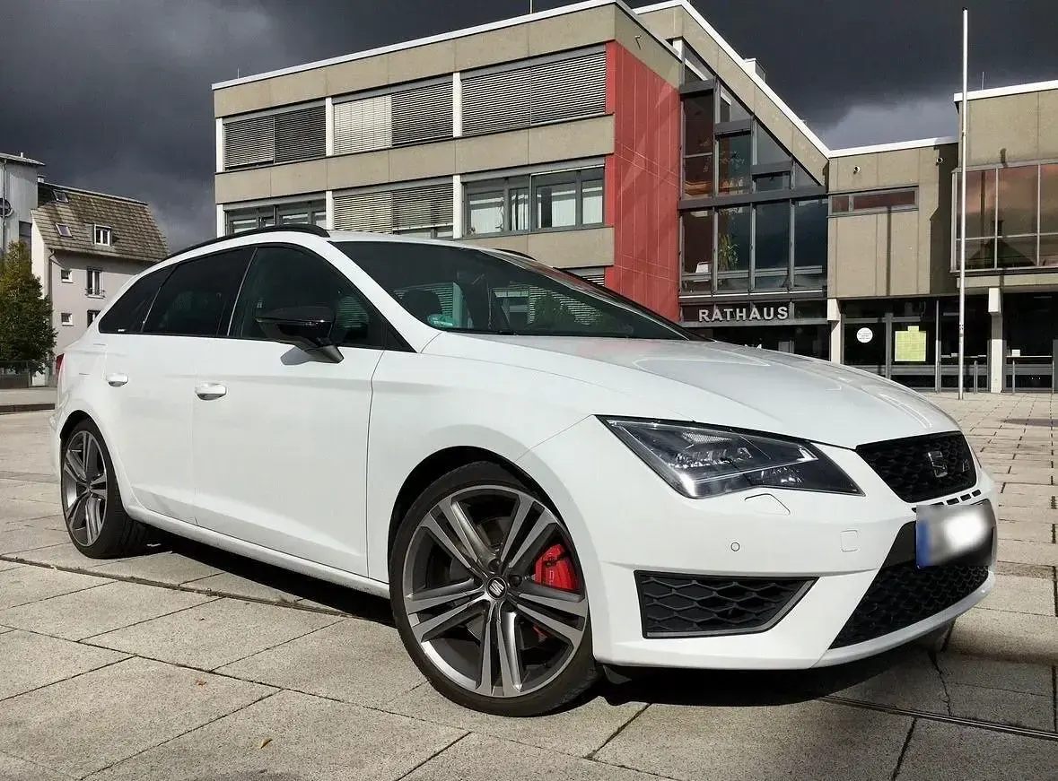 Gebraucht Seat Leon ST Cupra 290 290 PS (213 kW) 2016 Weiß Kombi